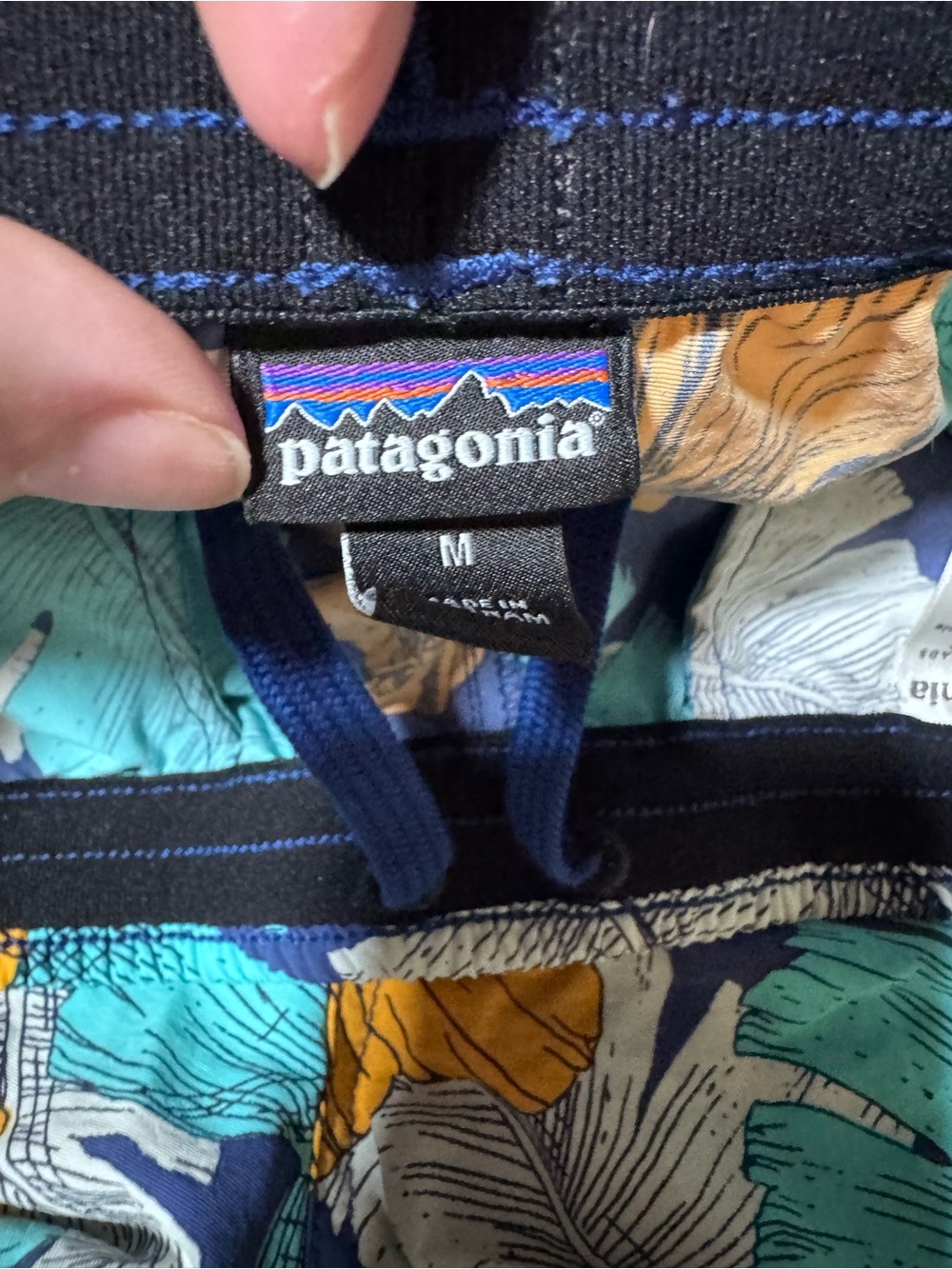 Patagonia Baggies Women’s shorts Hawaiian, tropical, floral size medium 5” - Picture 7 of 13